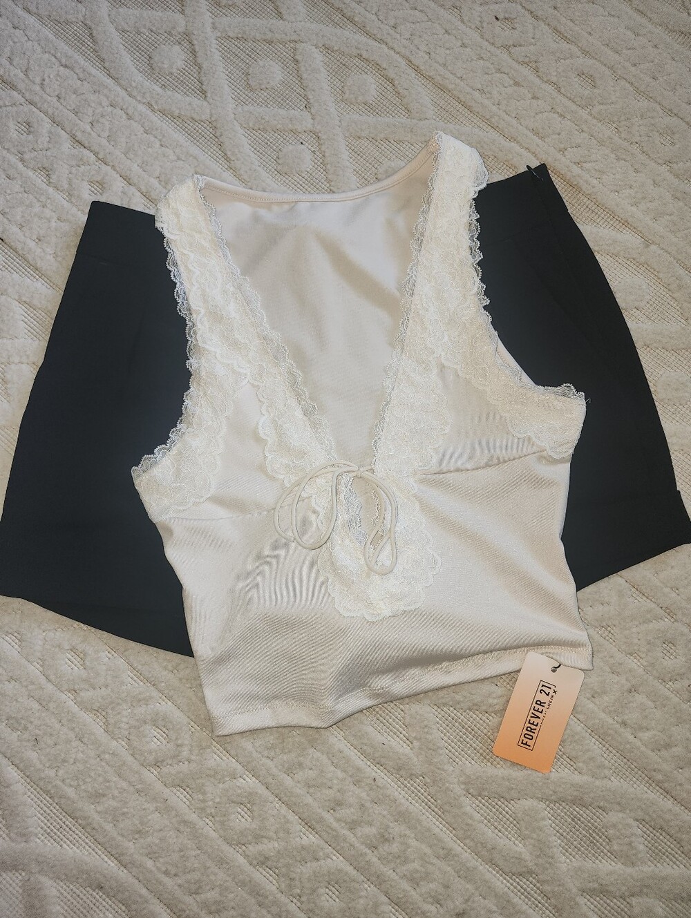 NWT XS Forever 21 Cream Lace-Trim Satin Tie-Front Camisole